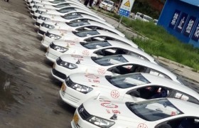 平安驾校和哪个好?